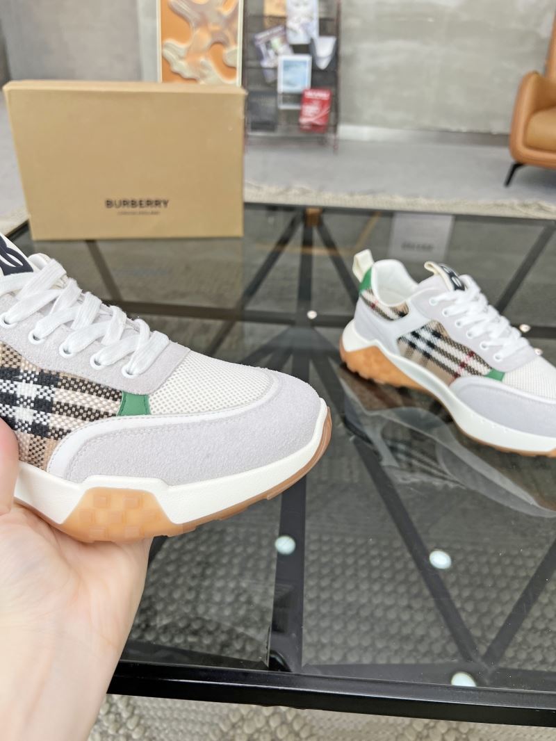 Burberry Low Shoes